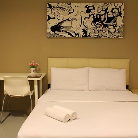 7 Star Hotel Kota Damansara Room photo